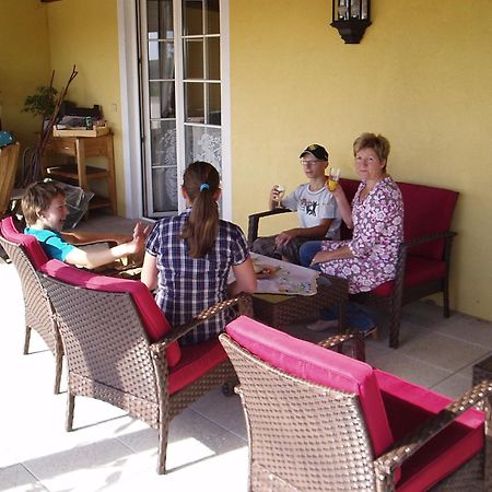 Gaestehaus Haagen Bad Waltersdorf Luaran gambar