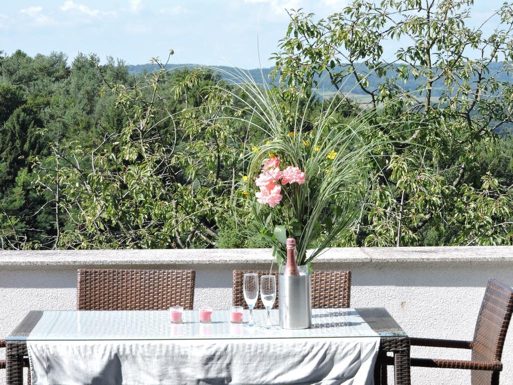 Gaestehaus Haagen Bad Waltersdorf Luaran gambar